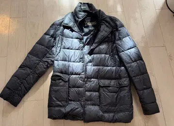 Herno 네이비 다운 자켓 버튼 포함