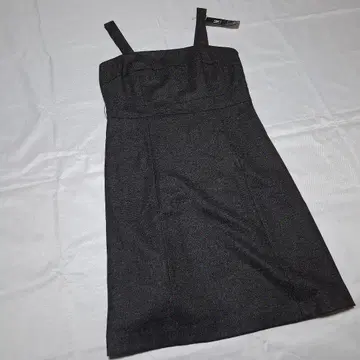 미슈마슈 슬리브리스 무릎 기장 원피스 모카 그레이