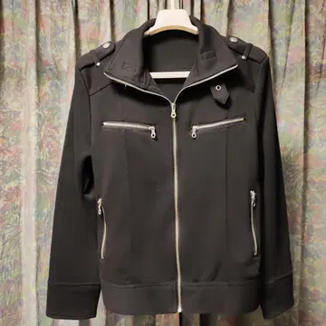 블랙 집업 자켓