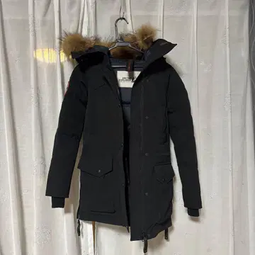 러시안 노스 블랙 다운 자켓