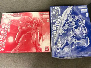 건담 아스트레아+프로토 GN 트윈 브로드 블레이드 아스트레아 TYPE-F