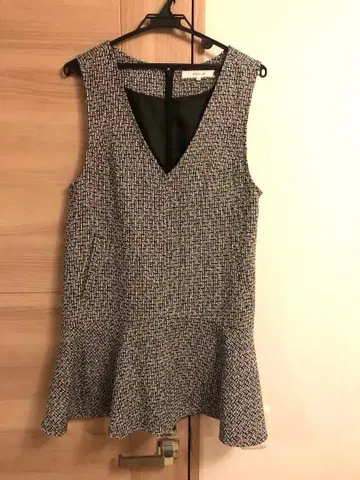 Rirandture 슬리브리스 트위드 원피스 아푸와이저 리셰