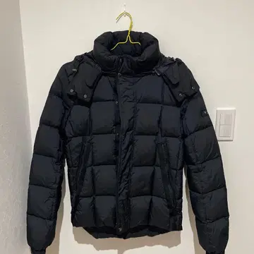 TATRAS 블랙 다운 자켓