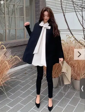 벌스데이 바쉬 케이프 리본 블라우스