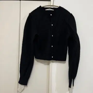 FURFUR 비즈 포함 블랙 긴팔 가디건