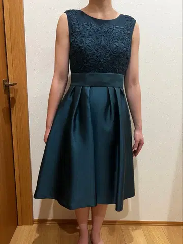 결혼식 2차 모임 다크 틸 레이스 탑 A라인 드레스