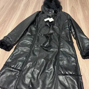 K.T KIYOKO TAKASE 케이티 키요코 타카세 코트