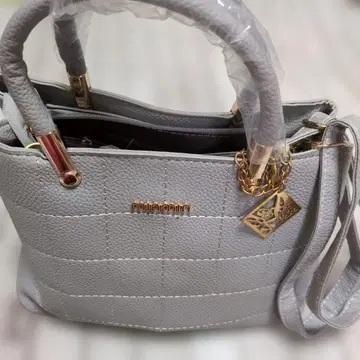 미니미니 그레이 퀼팅 숄더백 미사용 새상품
