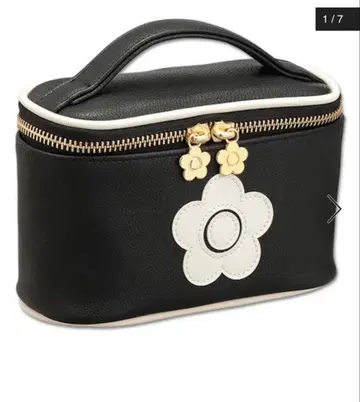 MARY QUANT 플라워 모티브 파우치