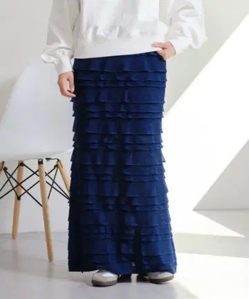 Kastane 컷프릴 I라인 스커트