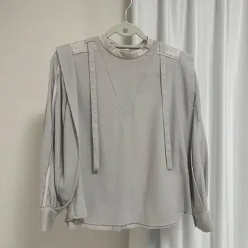 [ UNITED TOKYO ] 블라우스