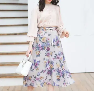 [ tocco closet ] 새상품급 플라워 프린트 플레어 스커트 M