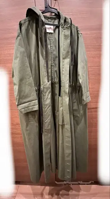 CLANE 후드 부착 롱 코트 올리브 그린
