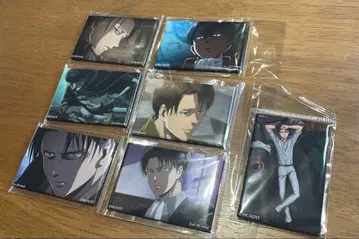 진격의 거인 리바이 200경 스퀘어 캔뱃지 7개