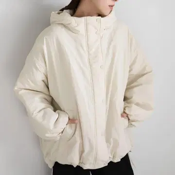 [ 새상품급 ] 볼륨 실루엣 패딩 자켓