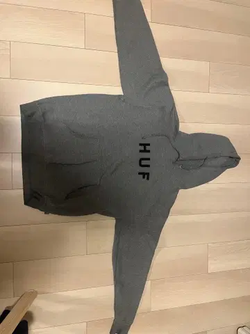 HUF 그레이 후드 부착 후드티