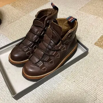 브라운 가죽 하이컷 부츠 나노 유니버스