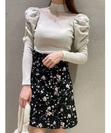 snidel 데콜테 시스루 상의 아이보리