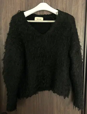 [ THE TOE ] Pigalle shaggy Vneck knit