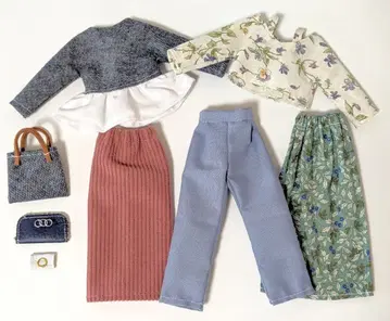 리카짱의 옷 옷 갈아입히기 세트