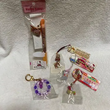 산리오 지역 한정 헬로키티 스트랩 볼펜 묶음 판매