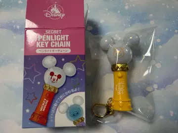 디즈니 스토어 시크릿 응원봉 키체인 푸우