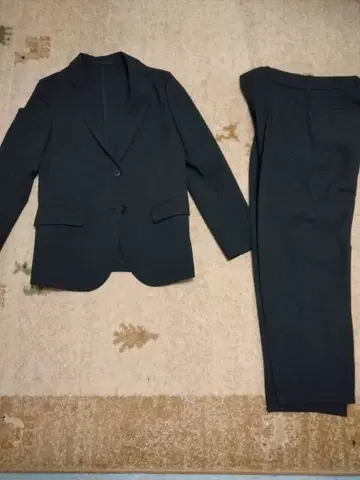 UNIQLO 감동 자켓 & 팬츠 상하의 세트