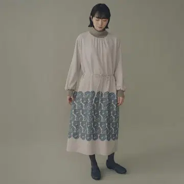 미나 페르호넨 완판 자수 원피스 flair 하이넥 드레스 38