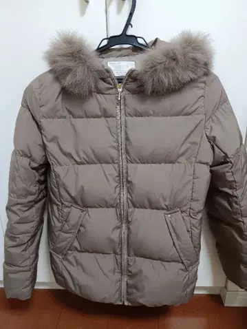 애니시스 anySIS 다운 자켓 브라운 새상품급 1호 S사이즈