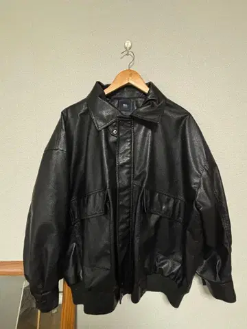 monomart 가죽 자켓