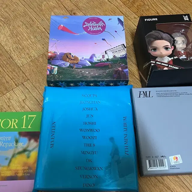 세븐틴 앨범_BTS RM 피규어