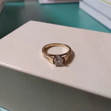 다이아몬드 솔리테어 반지 금제