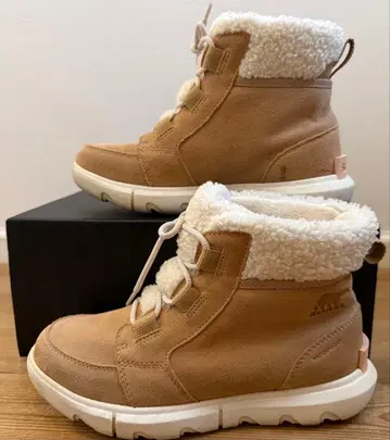 소렐 sorel 베이지 퍼 부츠 24cm