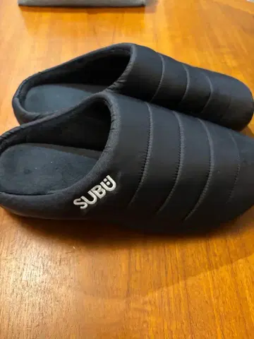 SUBU 블랙 슬리퍼