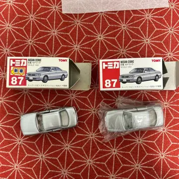 704 토미카 닛산 세드릭 미니카 1/63 흠집 있음 2대 세트