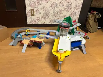 토미카 더블 액션 토미카 빌드 액션 고속도로 산 오르기 드라이브