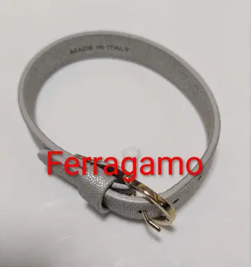 Ferragamo 그레이 가죽 팔찌