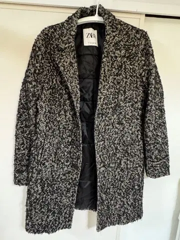 ZARA 트위드풍 체스터 코트