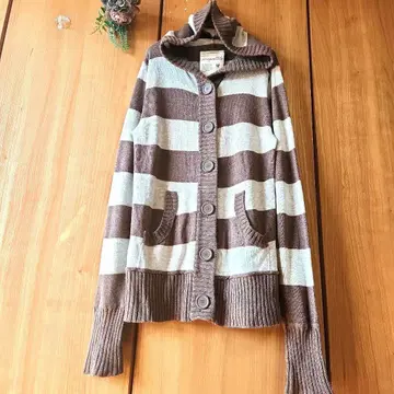 [ 에어로포스텔 ] 코튼 니트 후드티 후드 앞 버튼 보더