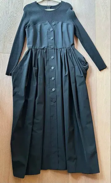 질스튜어트 블랙 롱 원피스 버튼 포함