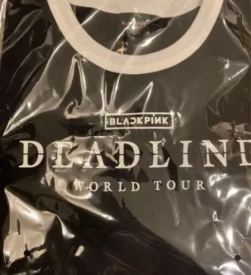 새상품 BLACKPINK T셔츠 DEADLINE 숏 기장 T셔츠