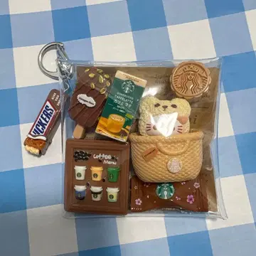 가챠 채워넣은 듯한 파우치 스벅