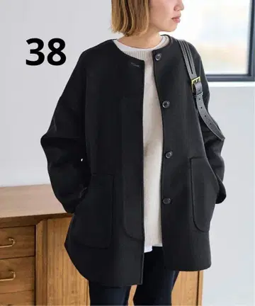 새상품 FRAMeWORK 해밀턴 리버 크루넥 코트 블랙