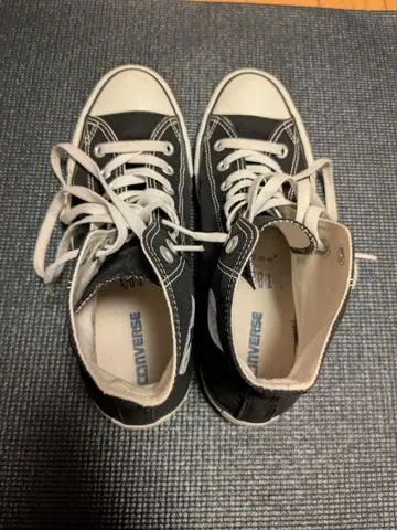 Converse 블랙 하이컷 스니커즈
