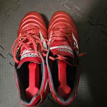 미즈노 모렐리아 네오 II 레드 축구화