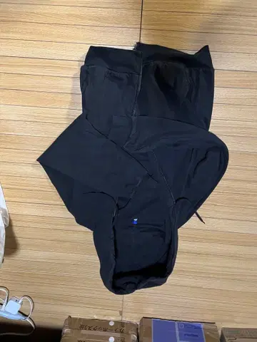 이지 갭 블랙 후드 부착 후드티 S 사이즈