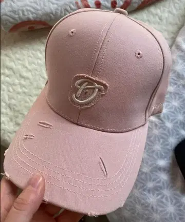 핑크 자수 로고 야구 모자