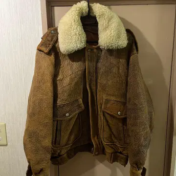 브라운 가죽 MA-1 자켓 보아 카라 부착