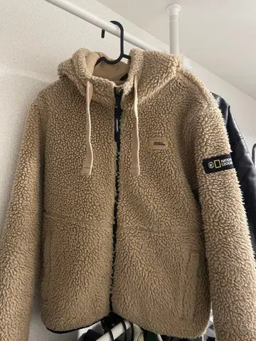 플리스 자켓 베이지 후드 부착