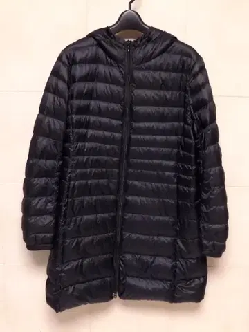 유니클로 울트라 라이트 다운 코트 XL 블랙